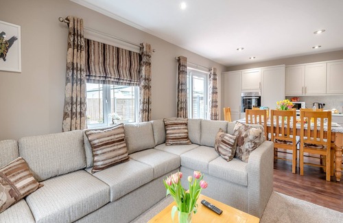 Ingoldmells Cottage | Cherry Blossom - UK48837