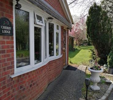 Hook House | Cherry Lodge