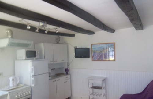 La Roche-Posay Apartment | Cherry Lodge - La Lavande 1 Bed Apartment With Private Courtyard And Pool