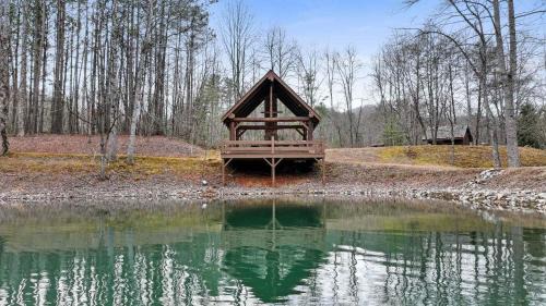 Blue Ridge House | Cherry Log Cabin Hot Tub Game Room Stunning Views