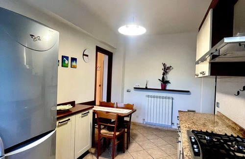 Nonantola Apartment | Cherry tree apartment