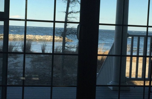 Windmill Point House | Chesapeake Bay Beachfront Retreat