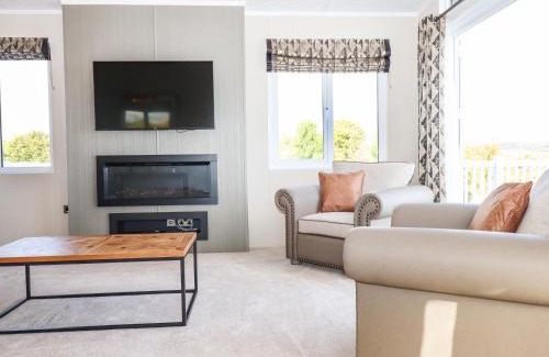 Teigngrace House | Chestnut Lodge