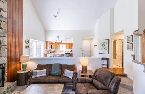 Blowing Rock House | Chetola: Chestnut 8