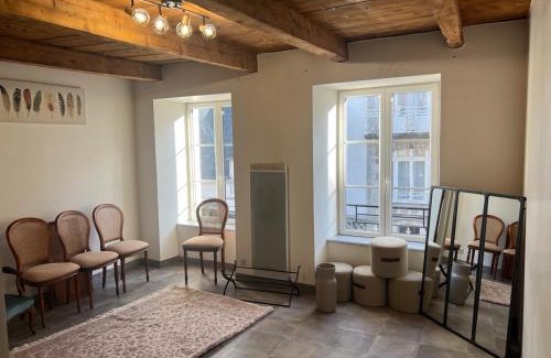 Condat Apartment | Chez Burons&Bouchons, Le Refuge Gourmand et Authentique
