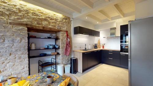 Fontenoille House | Chez Eva & Léon