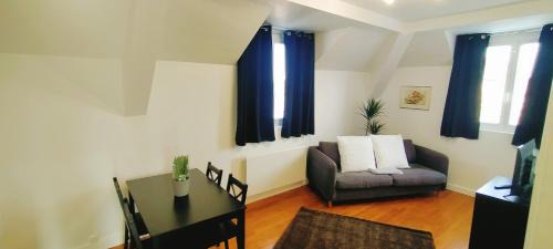 Elbeuf Apartment | Chez F&J