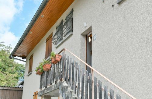 Saint-Pierre-d'Albigny Apartment | Chez Fred 201 - Parking Wifi