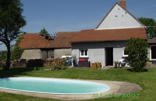 Arpheuilles-Saint-Priest House | chez gourbeix , gery papleux