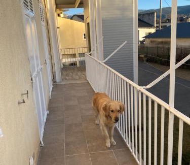 Bourg-Madame Apartment | Chez Hélène 3 étoiles, labellisé disabled PMR,pour 4 personnes chiens bienvenus-pet friendly
