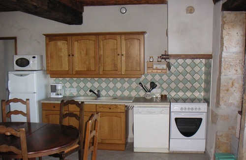 Fontenay-pres-Vezelay Cottage | Chez Jean de Vézelay gîte calme et confortable