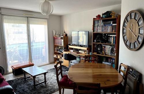Saint-Sulpice-le-Gueretois Apartment | Chez Leon