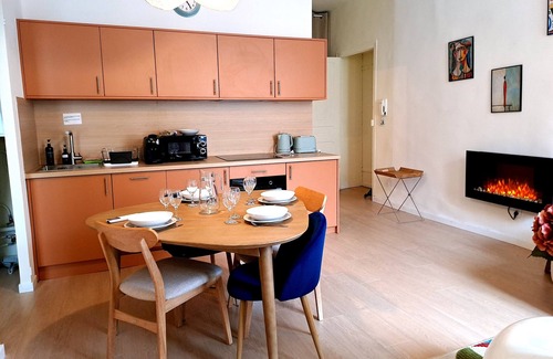 Opera Apartment | Chez Laura & Thomas - charming 2BR Vieux Port/Place Huiles