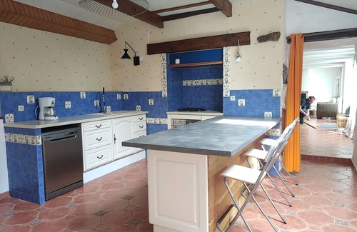 Mellac House | CHEZ MALIKA