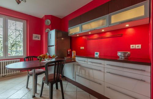 La Ville-aux-Clercs Apartment | Chez Maryse et Guy - Bel Appt pour 4 avec jardin