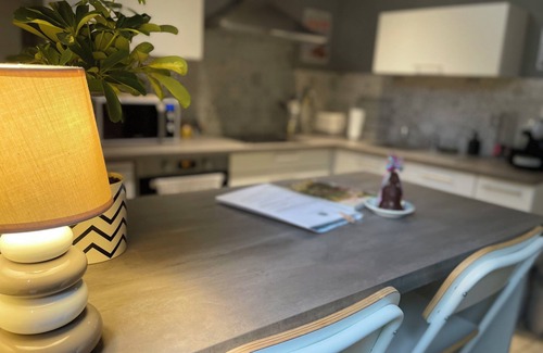 Montreuil-sur-Mer Apartment | Chez Matt & Clem : Gite au Coeur de Montreuil
