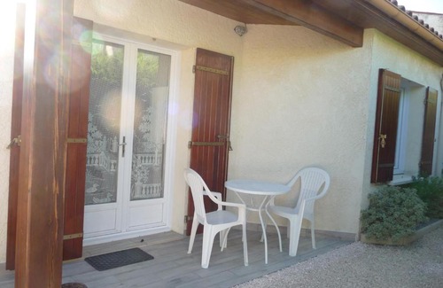 Jonzac Apartment | chez patrick et dany