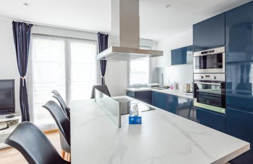 Montevrain Apartment | Chez patron T4 3BR near Disneyland and train station-Montévrain