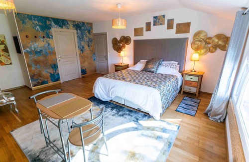 La Pomarede Bed & Breakfast | Chez Phil, Chambres D'hôte, Chambre Thème Métal