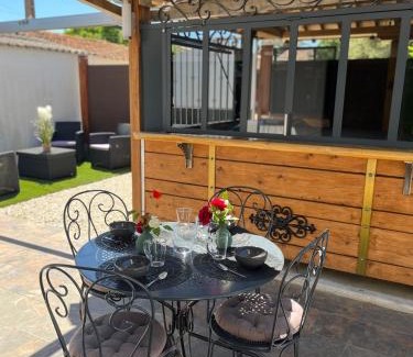Chateauneuf-les-Martigues House | Chez Rose