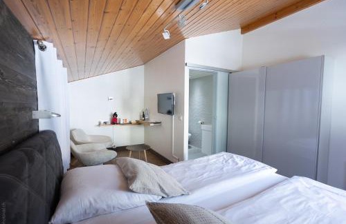 Saint-Pierre-de-Clages Bed & Breakfast | Chez Stéphane et Maria
