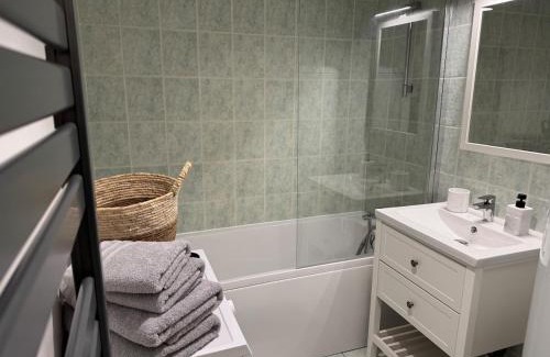Port-Saint-Louis-du-Rhone Apartment | Chez Ti Loulou