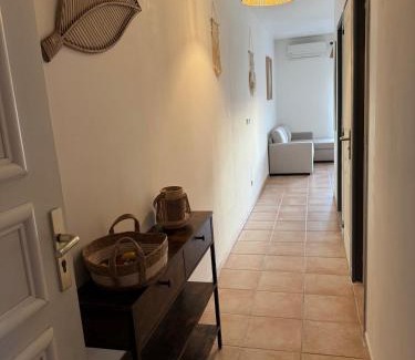 Port-Saint-Louis-du-Rhone Apartment | Chez Ti Loulou