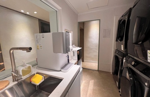 Banghak-dong Hotel | Chic 1-bedroom hotel with WiFi, AC in fabulous Seoul