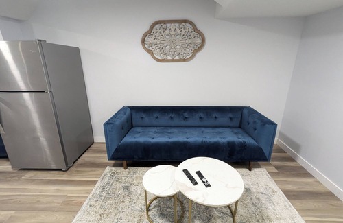 Northeast Edmonton House | Chic 2BR Suite | Kitchen, Laundry, Near Elk Island & West Edmonton Mall