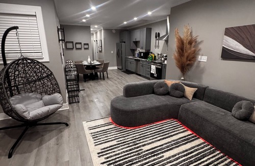 Near East Columbus Condo | Chic 3-bedroom condo with fitness room, WiFi in welcoming Columbus