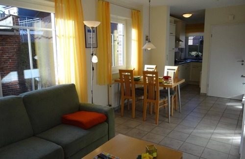 Horum House | Chic and idyllic location: The terraced house with its approx. 70 square meters is modern