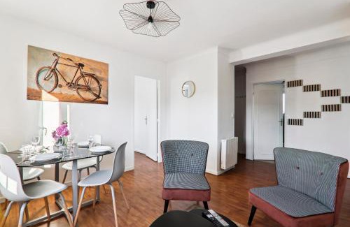 Sartrouville Apartment | Chic and spacious apart with parking