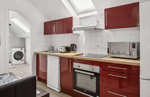 Rosny-sur-Seine Apartment | Chic Apartment in Rosny-sur-Seine