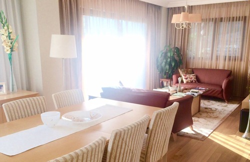 Besiktas Apartment | Chic, cosy, central and clean flat with a lavender garden