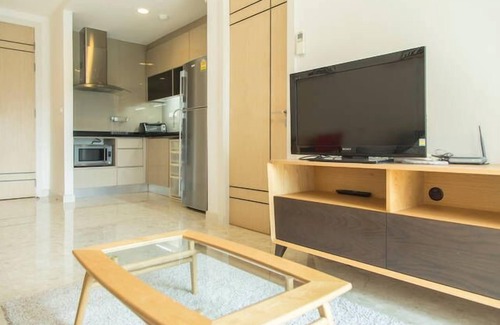Ploenchit Apartment | Chic&Cozy,BTS Pleonchit,FreeRooftop Pool