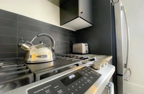 SoNo Apartment | Chic Historic Midtown Apartment