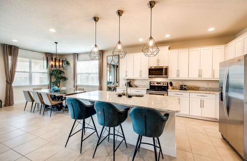 West Kissimmee House | Chic Home with Mini Soccer Field, Golf near Disney with Waterpark & Resort.