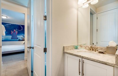 West Kissimmee House | Chic Home With Mini Soccer Field, Golf Near Disney With Waterpark & Resort Access At Encore Resort - 7715Ff