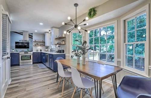 Lilburn House | Chic Lilburn Getaway w/Media Room + Fire Pit