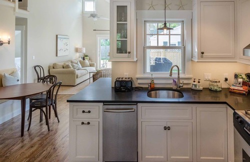 Edgartown Cottage | Chic Luxury Cottage In Edgartown Village