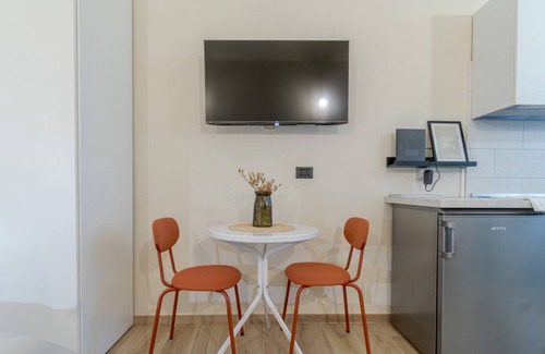 Cit Turin Apartment | Chic Mini Studio x2 within walking distance of Porta Susa