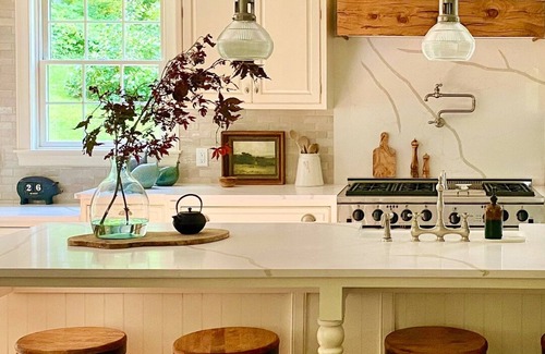 Lenox House | Chic Modern Farmhouse 1 Mile to Downtown Lenox