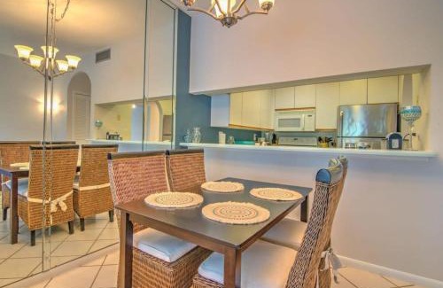 Central Naples House | Chic Naples Getaway - Tennis Pool Comfort