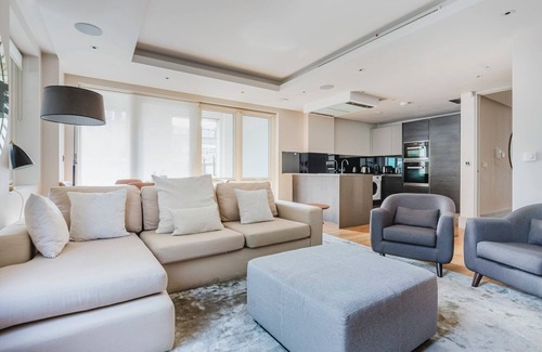 Primrose Hill Apartment | Chic St. John's Wood 1BR w/Elevator, Fully Furnished, by Blueground