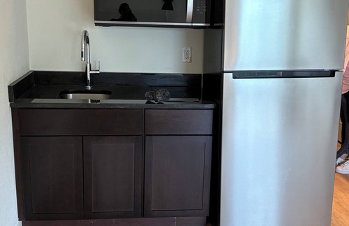 Covington Apartment | Chic studio apartment in charming Covington