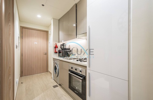 Nad Al Sheba Apartment | Chic Studio in Azizi Riviera 44, Al Merkadh by Deluxe Holiday Homes