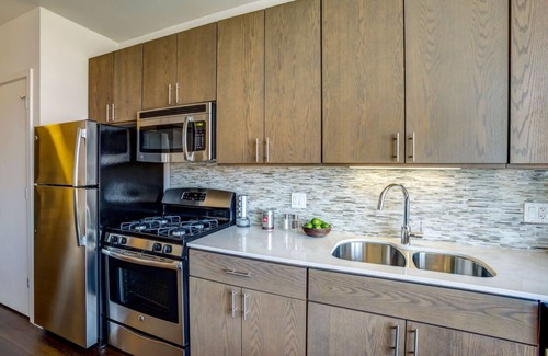 Evanston Apartment | Chic Studio in vibrant Evanston