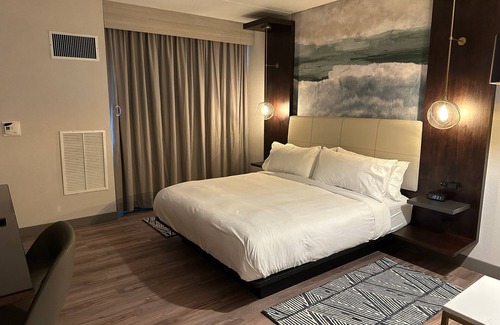 Hoffman Estates Hotel | Chicago Marriott Northwest
