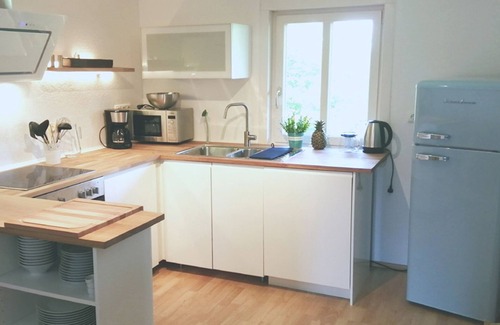 Rimsting Apartment | ChiemseeZeit - large beautiful apartment with balcony, terrace & garden in Rimsting