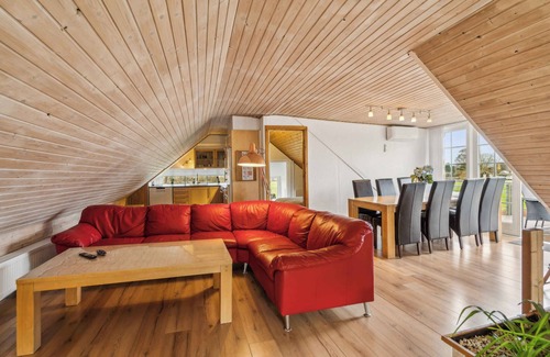 Tørresø House | Child-friendly cottage with large indoor pool